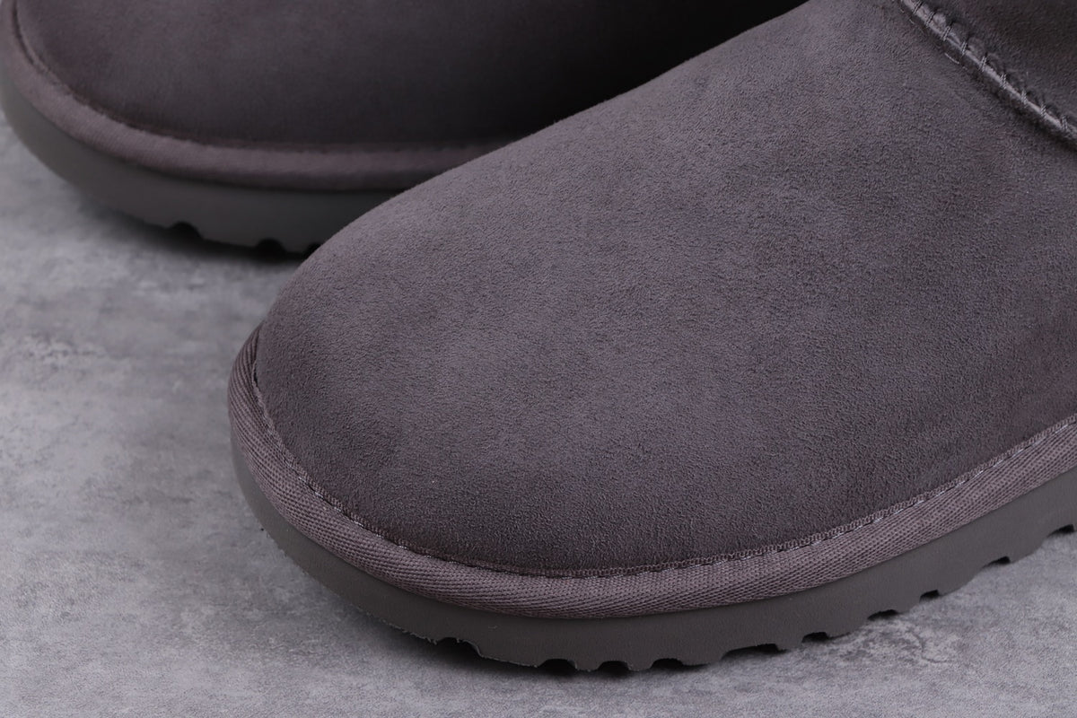 Grey Classic Short II Boots | Classic 2.0 Style – In Stock