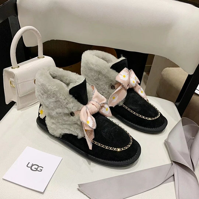 Black Daisy Shoes | Chain & Ribbon Details – In Stock